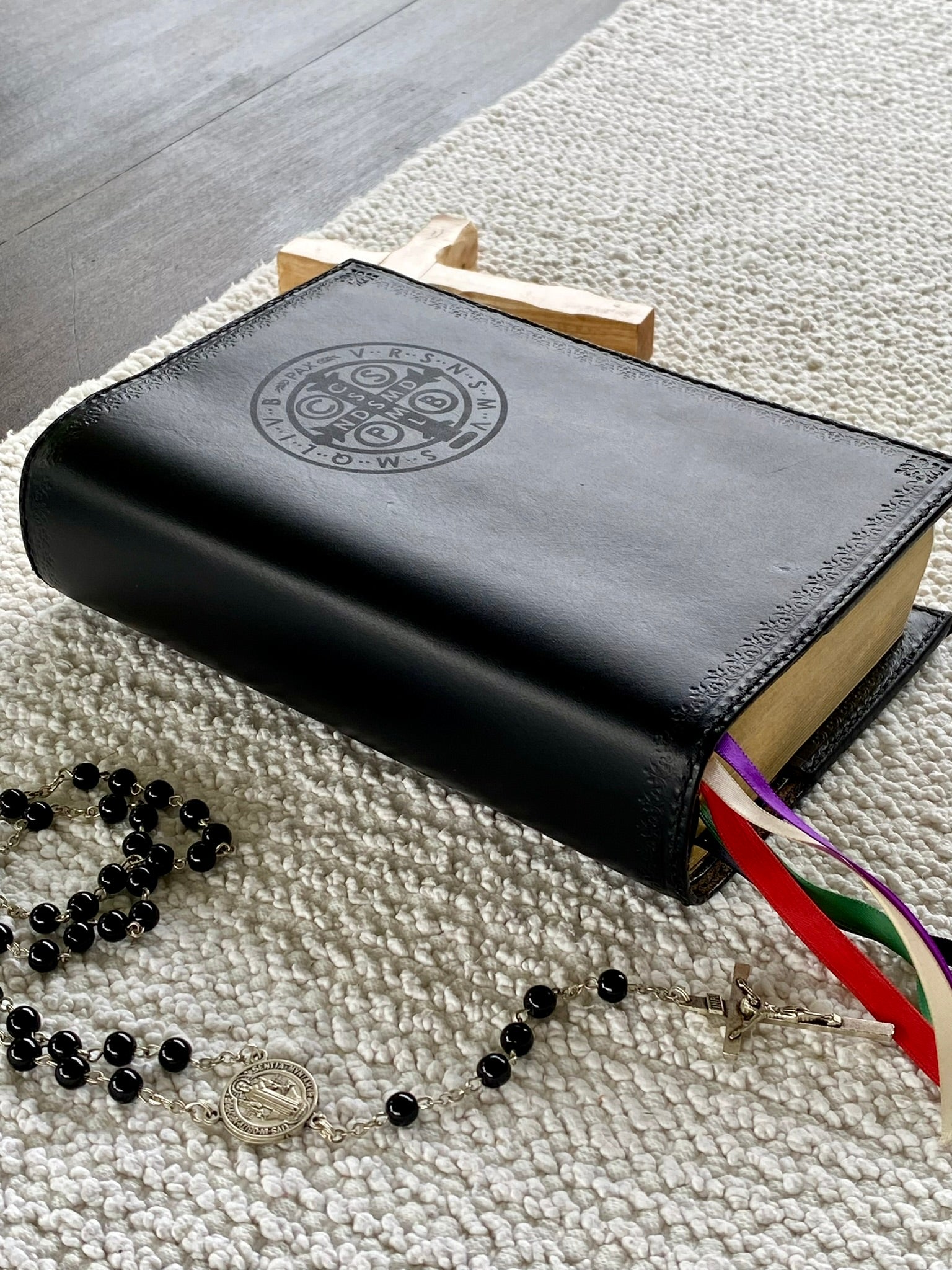 Black Leather Angelus Press 1962 Daily Missal Cover