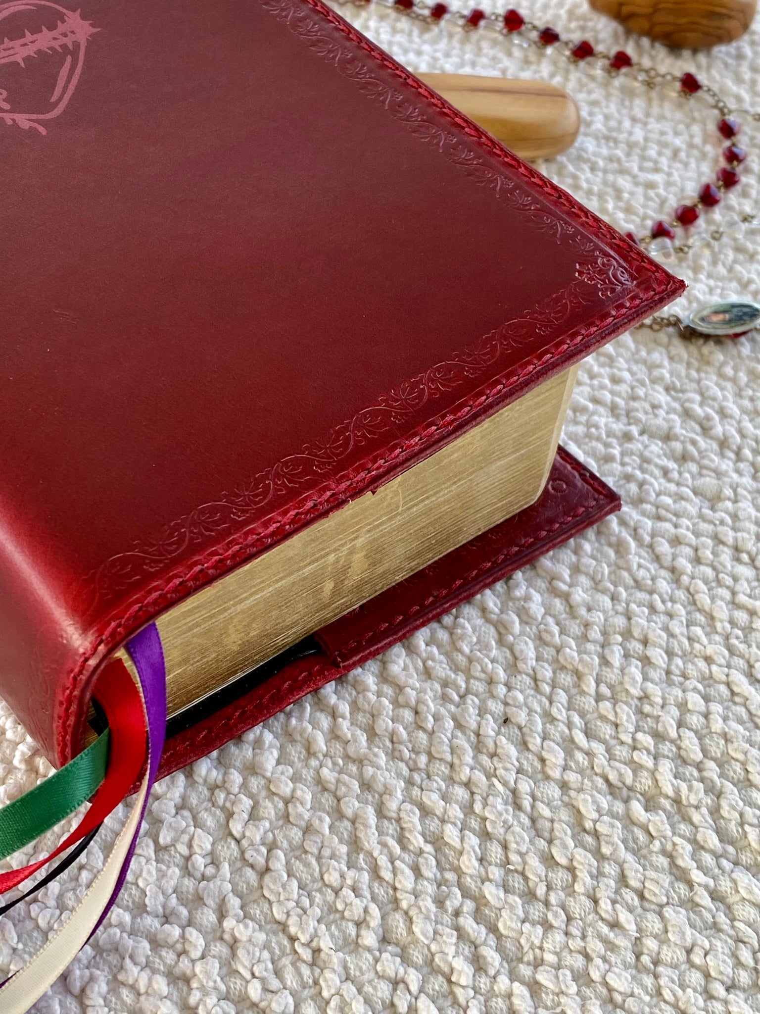 Red Leather Angelus Press 1962 Daily Missal Cover