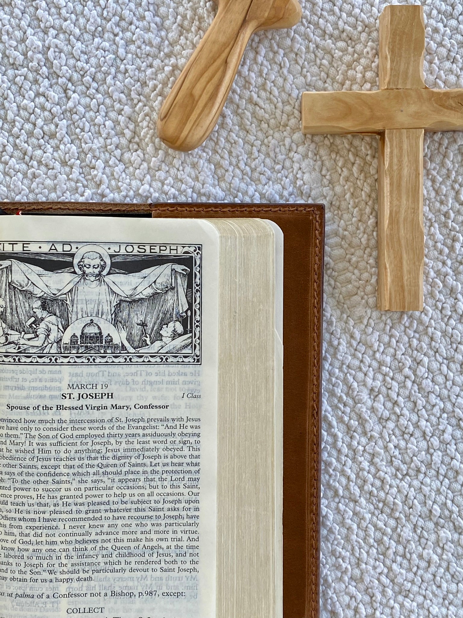 Tan Leather Angelus Press 1962 Daily Missal Cover