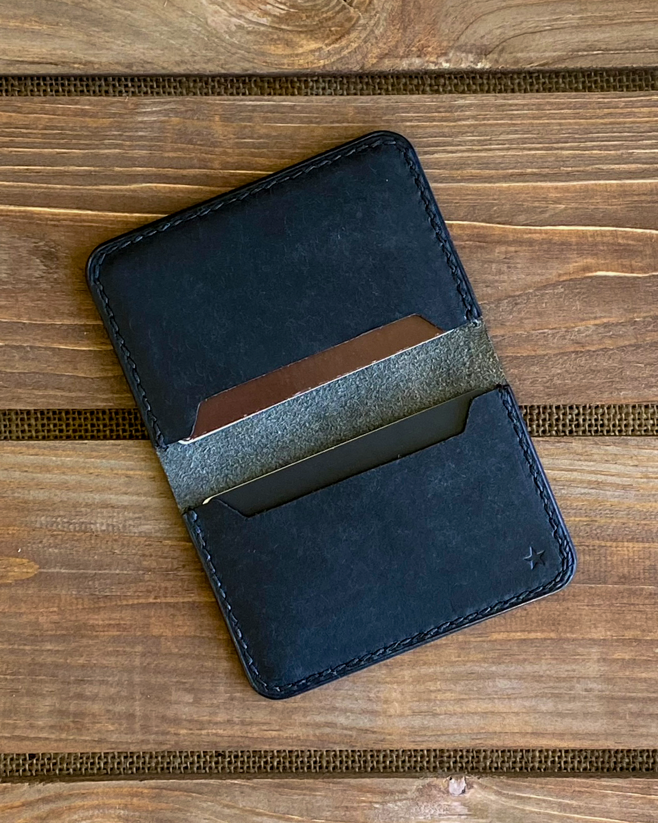 Fold Cardholder
