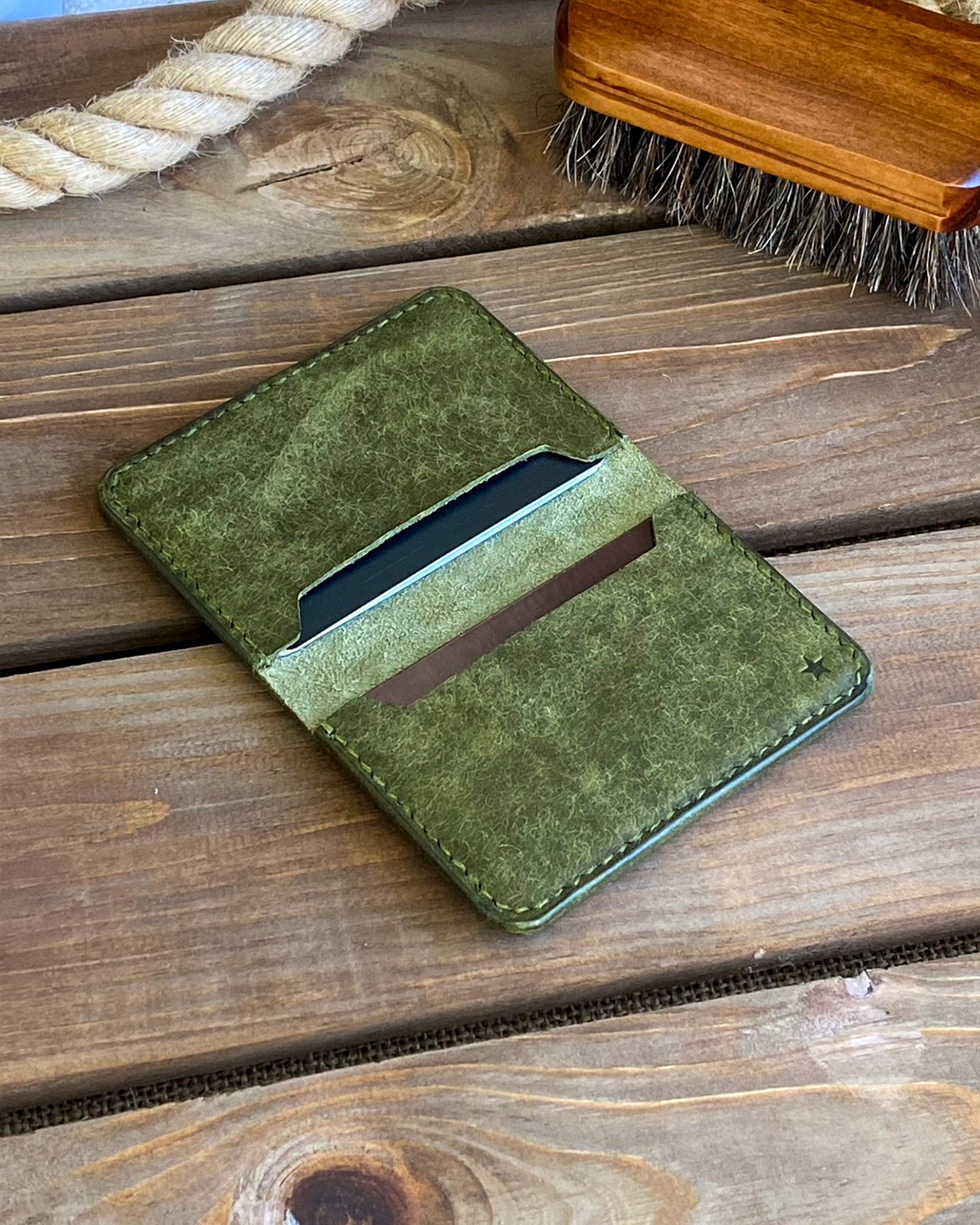 Fold Cardholder